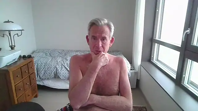 Pierre4tjyxx Show Webcam