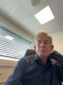 Pierre4tjyxx webcam show