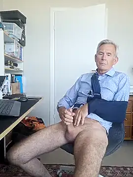 Pierre4tjyxx Webcam Show