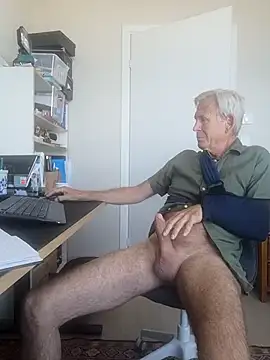 Pierre4tjyxx webcam show