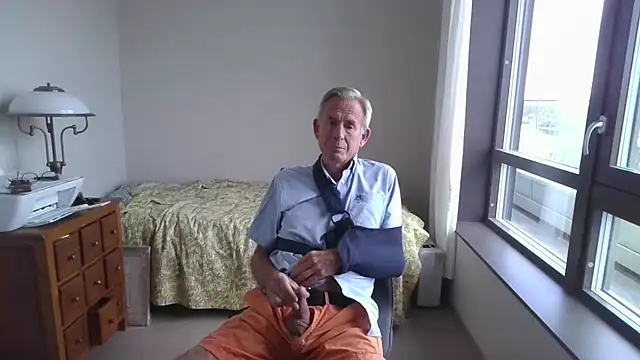 Pierre4tjyxx Webcam Show