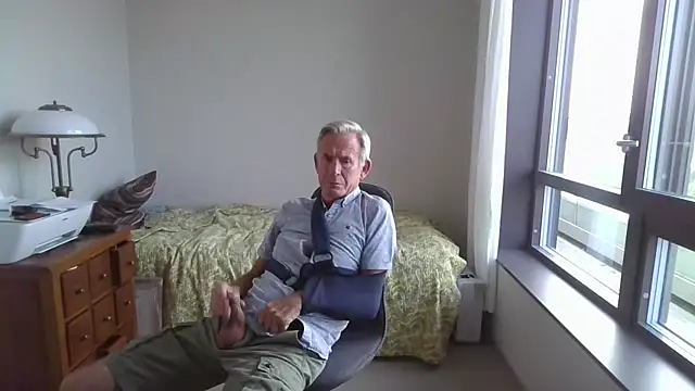 Pierre4tjyxx Webcamshow