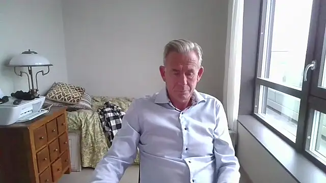 Pierre4tjyxxn Webbikameraesitys