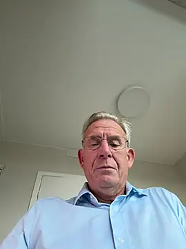 Pierre4tjyxx webcam show