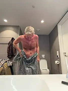 Pierre4tjyxx Show Webcam