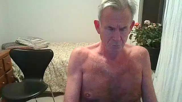 Pierre4tjyxxn Webbikameraesitys