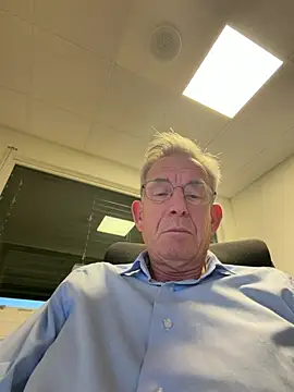 Pierre4tjyxx webcam show