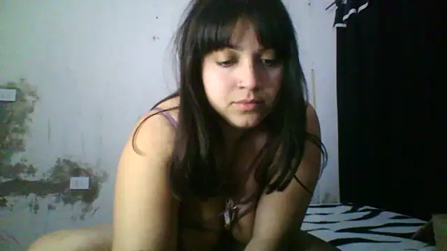Онлайн чат XXX dulce_marrr
