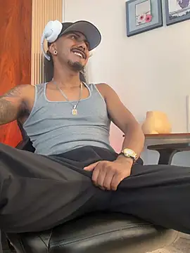 عرض كام Latinmoster_boss
