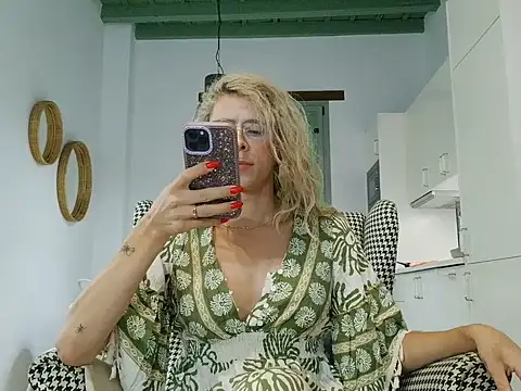 Show de july_fucha na webcam