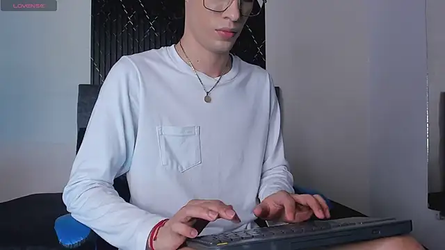 Alexxus_Smith webkamerás műsora