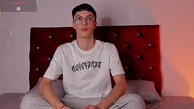 Alexxus_Smith: вебкам-шоу