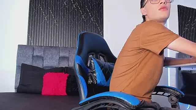 Alexxus_Smith 在線直播表演