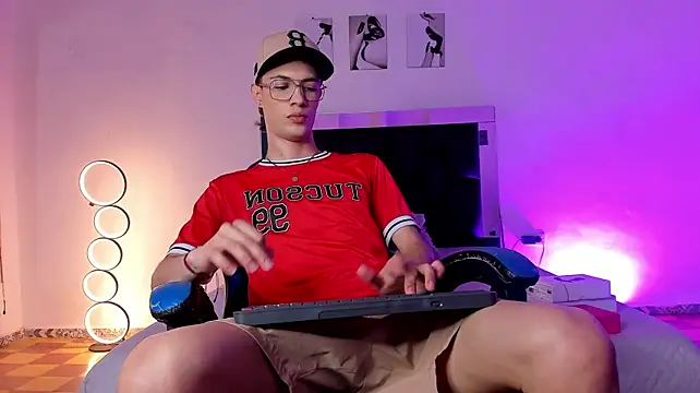Alexxus_Smith Show Webcam