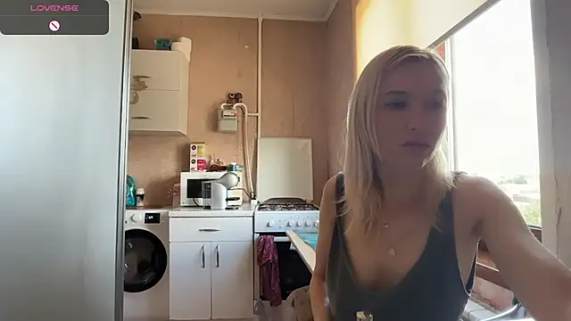 AngelJeni's Live XXX Chat