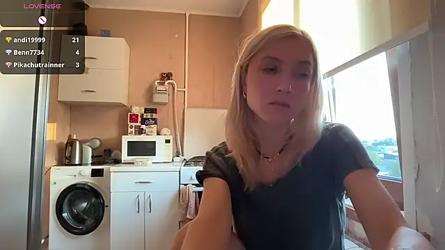 XXX chat uživo modela AngelJeni