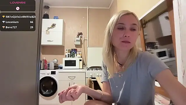 AngelJeni 现场XXX聊天