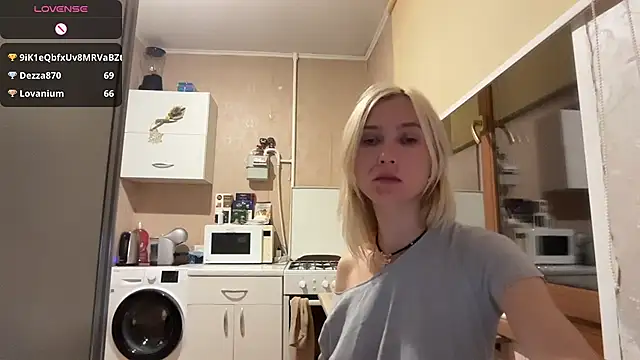 AngelJeni Chat XXX live