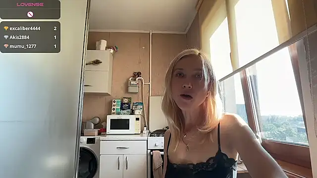 AngelJeni Chat XXX in diretta