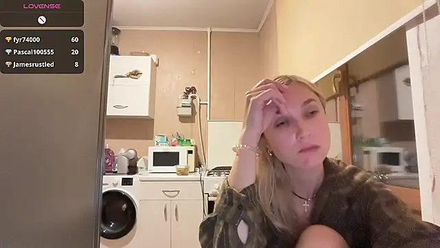 Show modela AngelJeni na web-kameri