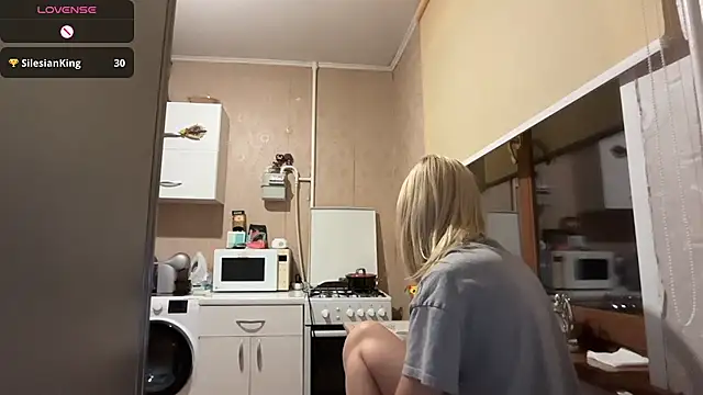Онлайн чат XXX AngelJeni