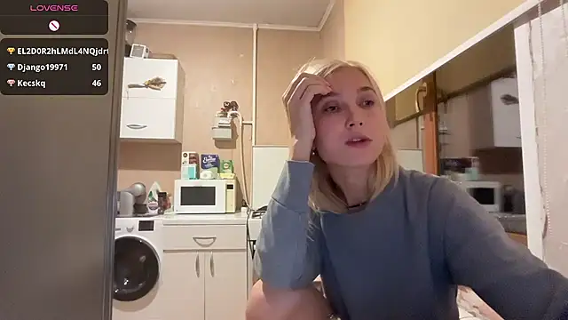 AngelJeni 在線直播表演