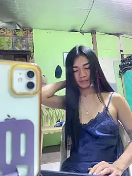 EnviousMaddie Шоу с уебкамера