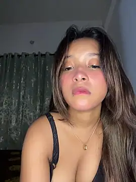 annaya_sexy Show in webcam