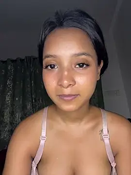 annaya_sexy's Webcam Show
