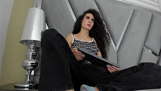 Atenea_sexxx Adlı Modelin Web Kamerası Şovu