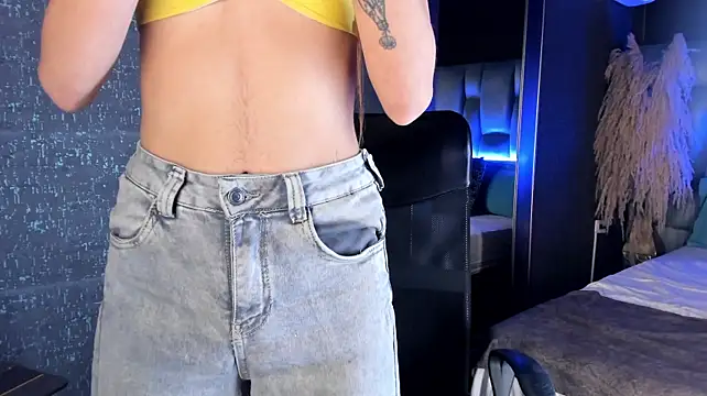 LolaGray__ Show Webcam