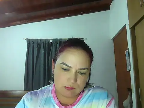 Roja_tentacionn Live chat-huone