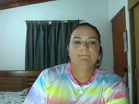 Roja_tentacion's Live Chat Room