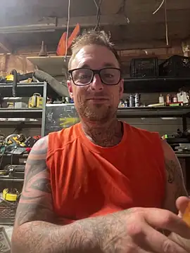 WIDBIGWHITECOCK Show in webcam