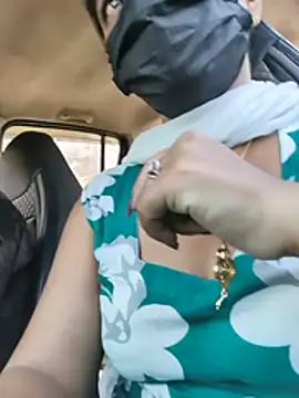 Pertunjukan Kamera Web YOURBHABI143