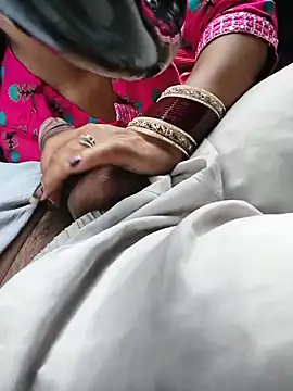 YOURBHABI143 Show in webcam