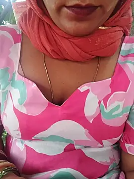 Show de YOURBHABI143 na webcam