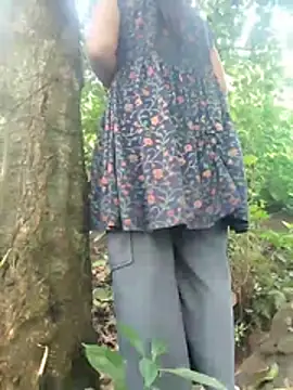 YOURBHABI143 Webcam-Show