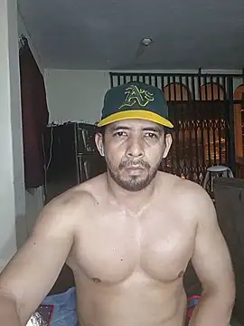 paladito01 Show in webcam