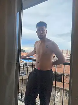 liam_bronw Show Webcam