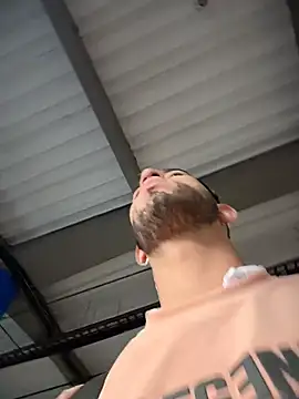 liam_bronw 在線直播表演