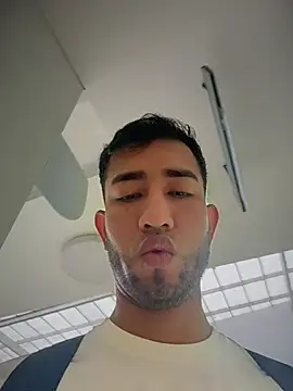 liam_bronw Show Webcam