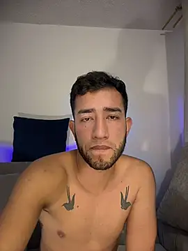 Show modela liam_bronw na web-kameri