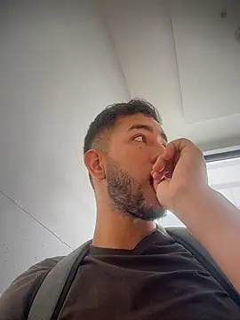 liam_bronw Pertunjukan Webcam