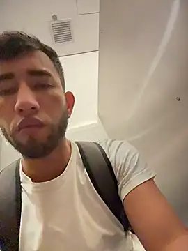 liam_bronw Webcamshow