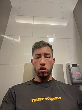 liam_bronwn Webbikameraesitys