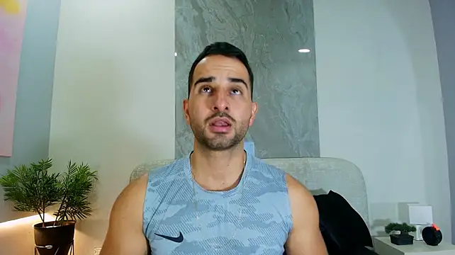 عرض كام lorenzo_walker_1