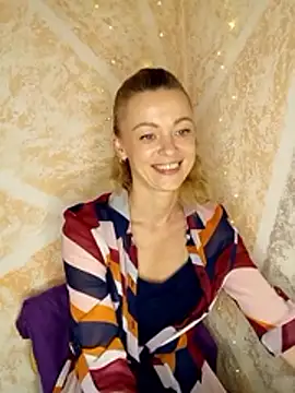 Show modela NitaXSky na web-kameri