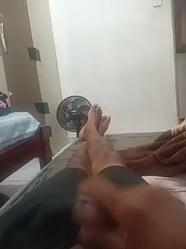 Show de leozinho23cm23 na webcam