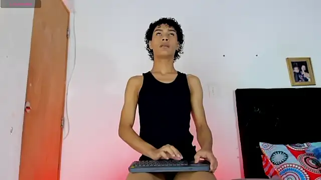 lyan_77 Pertunjukan Webcam